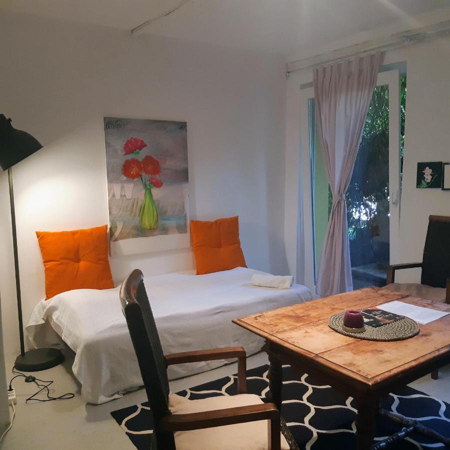 Fassbinder Klause Mit Mini-Terrasse Apartment Sankt Veit an der Glan Ngoại thất bức ảnh